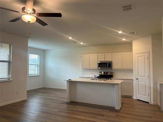 Foto del edificio - 1447 Mesquite Ln