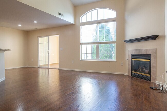 Building Photo - 5036 Ivyvine Blvd