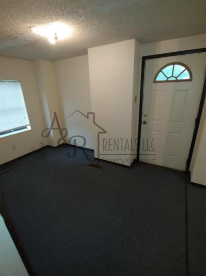 Building Photo - 711 N Elm St