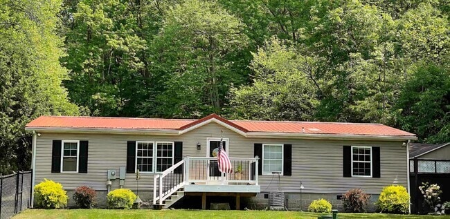 Building Photo - 162 Mohans Run Rd