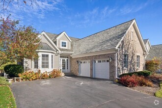 Building Photo - 1780 W Newport Ct