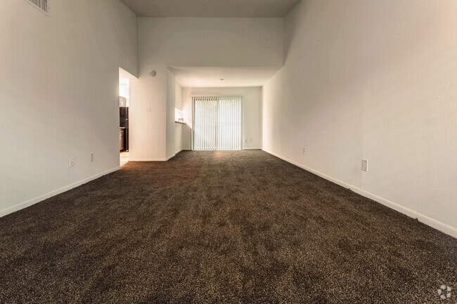 Living Room, Dining Room, and Kitchen - Kingwood Lakes