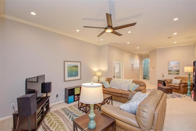 Foto del edificio - 15950 Cottage Ivy Cir