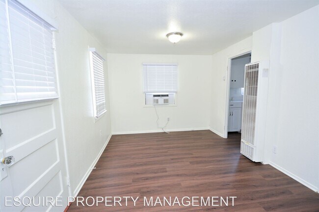 Foto del edificio - 2 br, 1 bath House - 623 SYCAMORE ST
