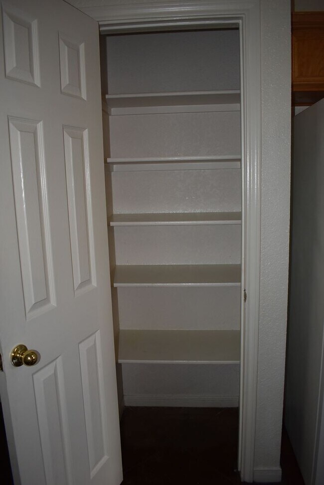 Building Photo - 3503 Dustin Ct