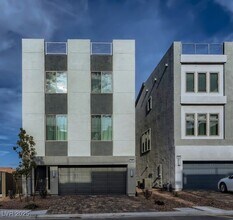 Building Photo - 7966 Mountain Lilac St