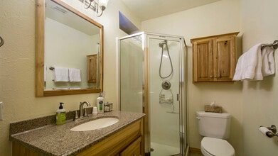 Building Photo - 1484 Willow Loop