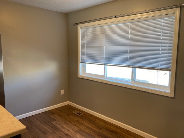 Foto del edificio - 1311 Macy Ln