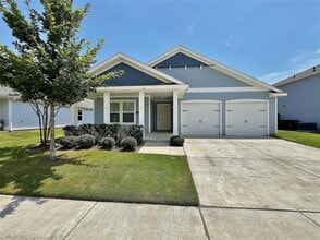 Building Photo - 824 Towngreen Dr