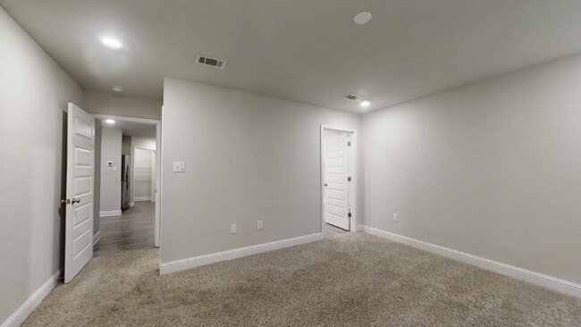 Building Photo - "Spacious 4 Bed, 2 Bath Home in Biloxi, MS - A Must-See Rental Property!"