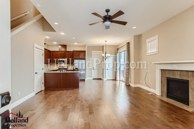 Building Photo - Beautiful 3 Bedroom 2.5 Bathroom Wilsonvil...