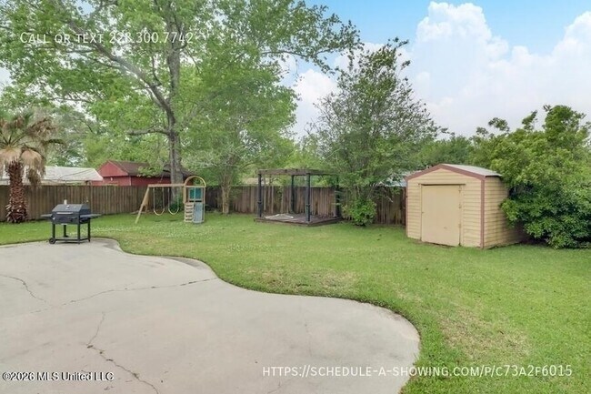 Foto del edificio - 7201 Bienville Dr