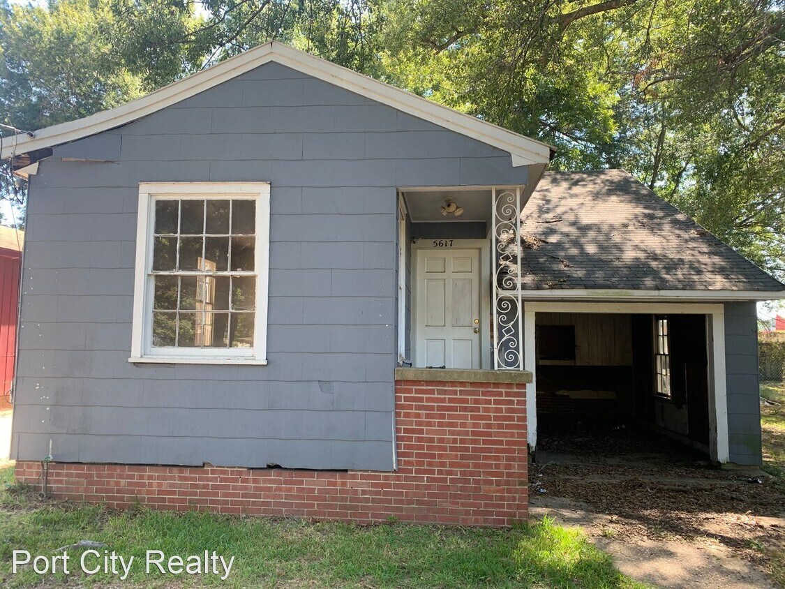 2 br, 1 bath House 5617 Virginia Ave House Rental in Shreveport, LA
