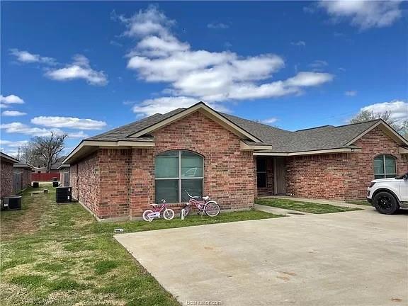 Foto principal - 725 N Marshall Ln