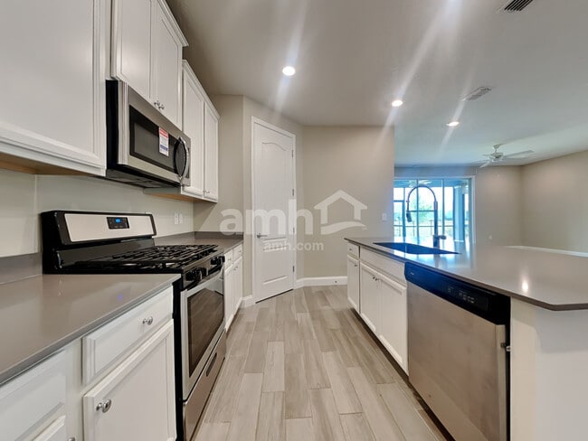 Foto del edificio - 87 Cobalt Ln