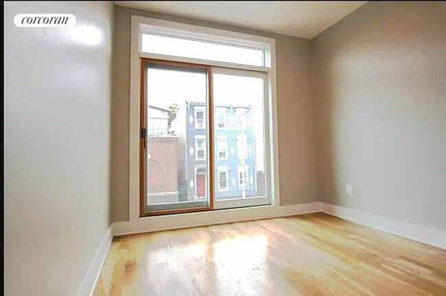 Building Photo - 213 Butler St