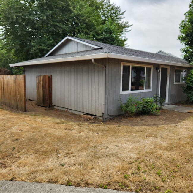 Building Photo - 14655 SW 76th Ave