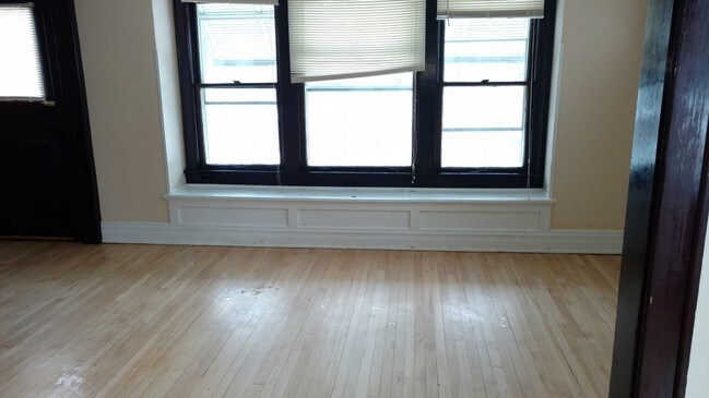 Building Photo - 1347 S. 73rd Street - 3 Bedroom Upper