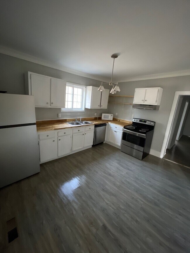 Foto del edificio - 412 N Hawthorne St