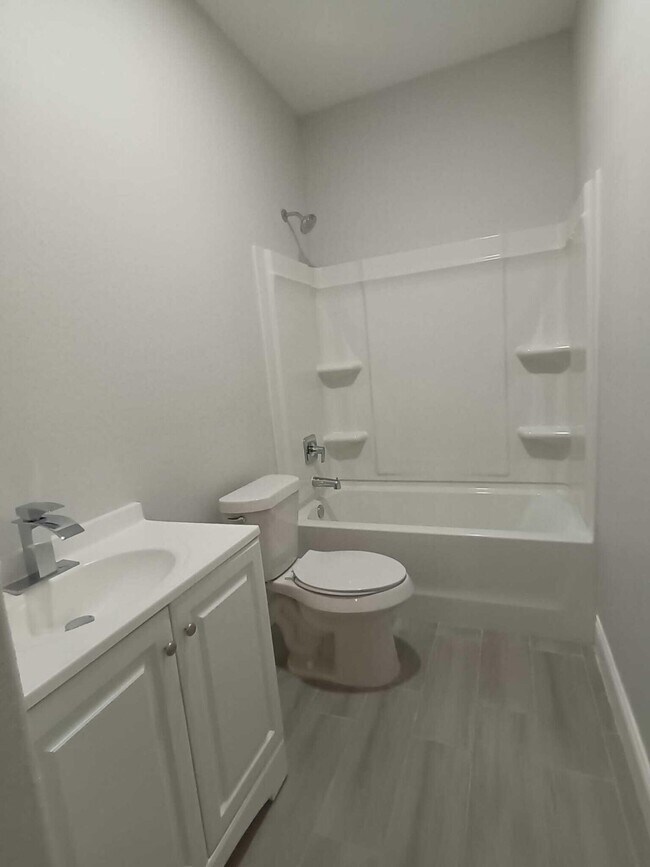 Foto del edificio - 571 San Filippo SE Dr