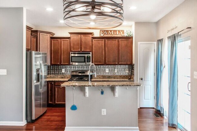 Foto del edificio - 2712 Coppersmith Pl