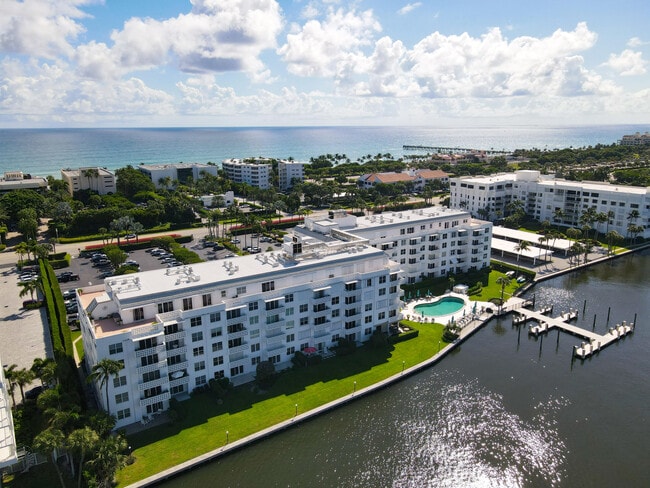 Foto del edificio - 2840 S Ocean Blvd