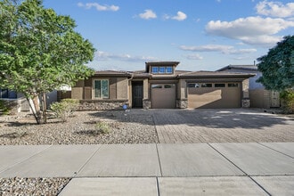 Building Photo - 16075 W Laurel Ln