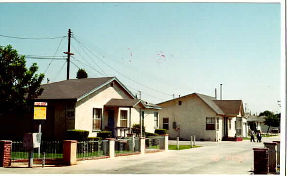 Primary Photo - 5132-5140 Santa Ana St
