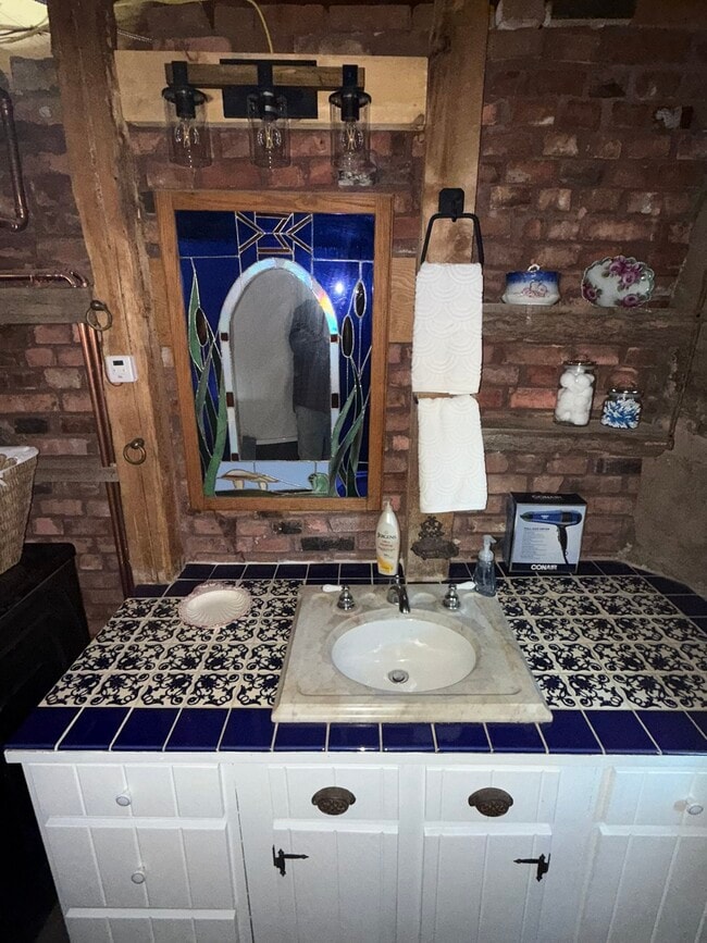 Foto del edificio - 43393 Co Rd M