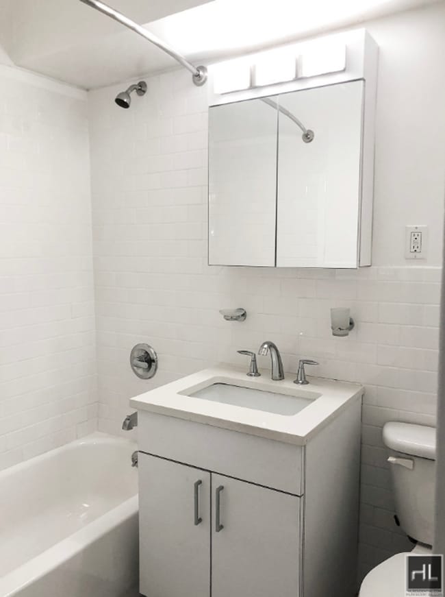 Building Photo - EAST 56 STREET