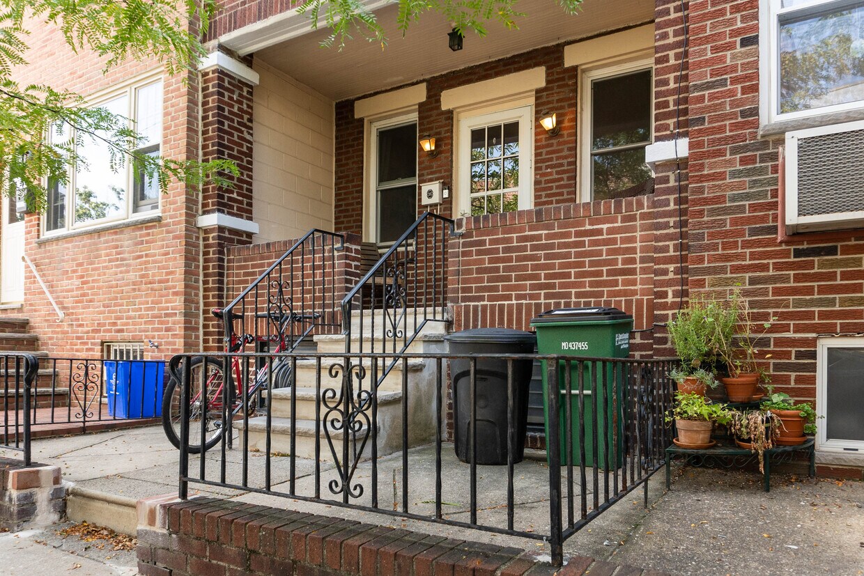 Foto principal - 2824 S Warnock St