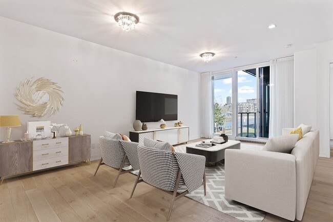 Building Photo - 2365 Saint-Patrick St.