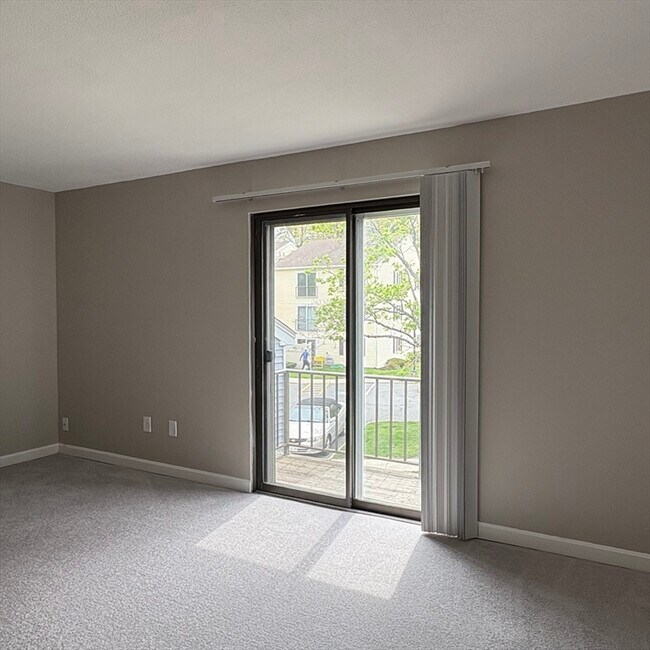 Foto del edificio - 57 Village Brook Ln