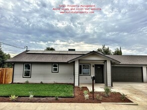 515 W Ventura St
