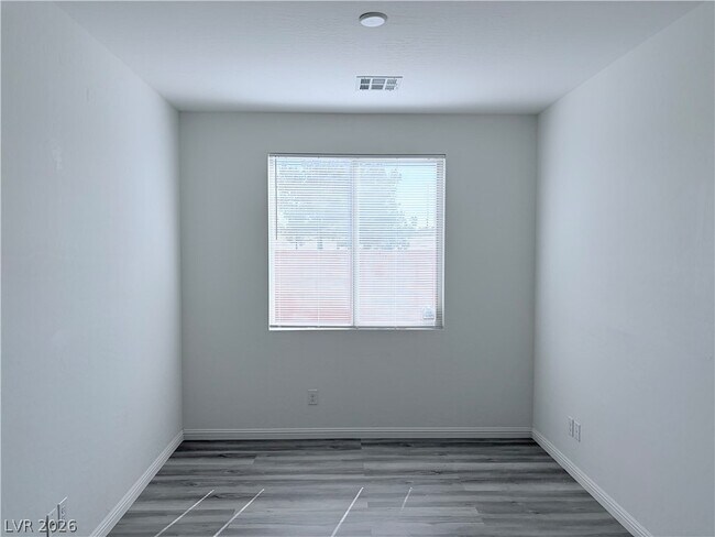 Foto del edificio - 6885 Black Ash St