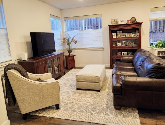 Foto del edificio - 16721 SW Colorado Ln