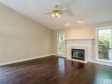 Building Photo - 128 Chimney Rise Dr