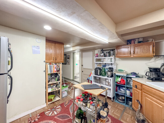 Building Photo - 4948 N Albany Ave