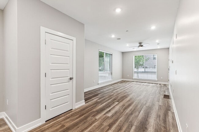 Building Photo - 1845 N 19th St