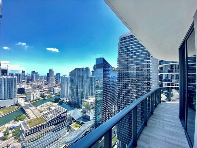 Foto del edificio - 55 SW 9th St