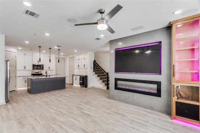 Foto del edificio - 1652 Jessica Dr