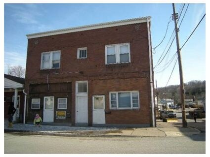 Building Photo - 1013-1015 Main St