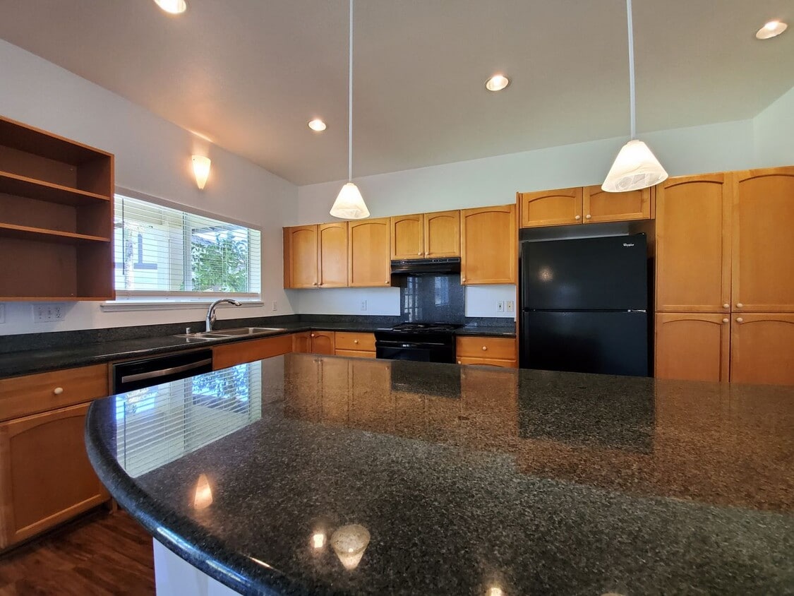 For Rent | 4 Bedroom, 3 Bathroom house with 2 Car Garage - For Rent | 4 Bedroom, 3 Bathroom house with 2 Car Garage