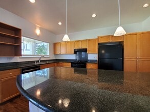 Building Photo - 95-214-214 Hoakea Pl