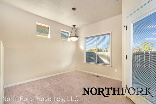 Foto del edificio - 3 br, 2 bath House - 1204 W Tacola St