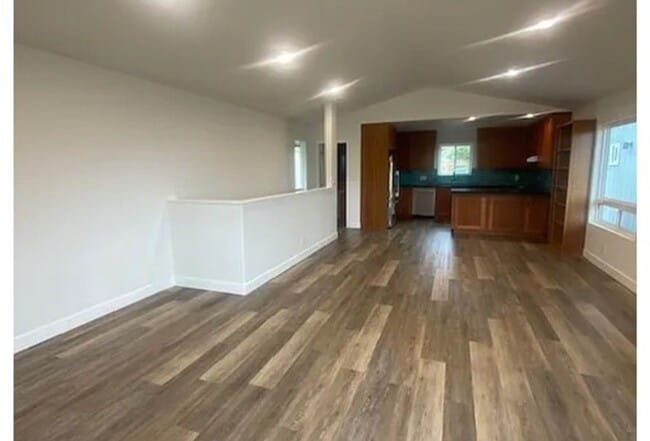 Building Photo - Beautiful Remodeled Home in Cayucos