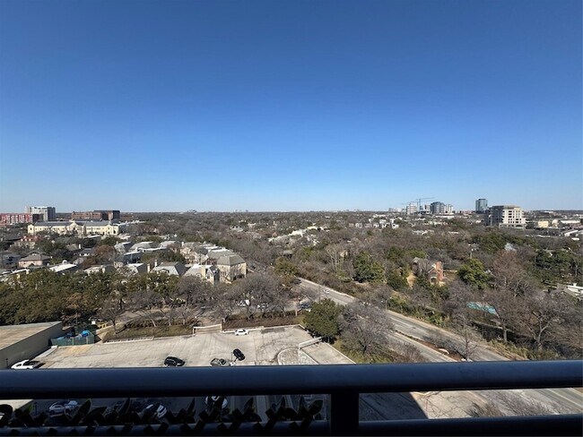 Foto del edificio - 3883 Turtle Creek Blvd