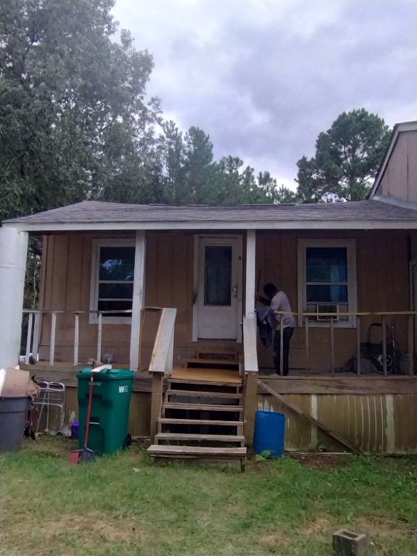 Foto del edificio - 357 Holly Ln