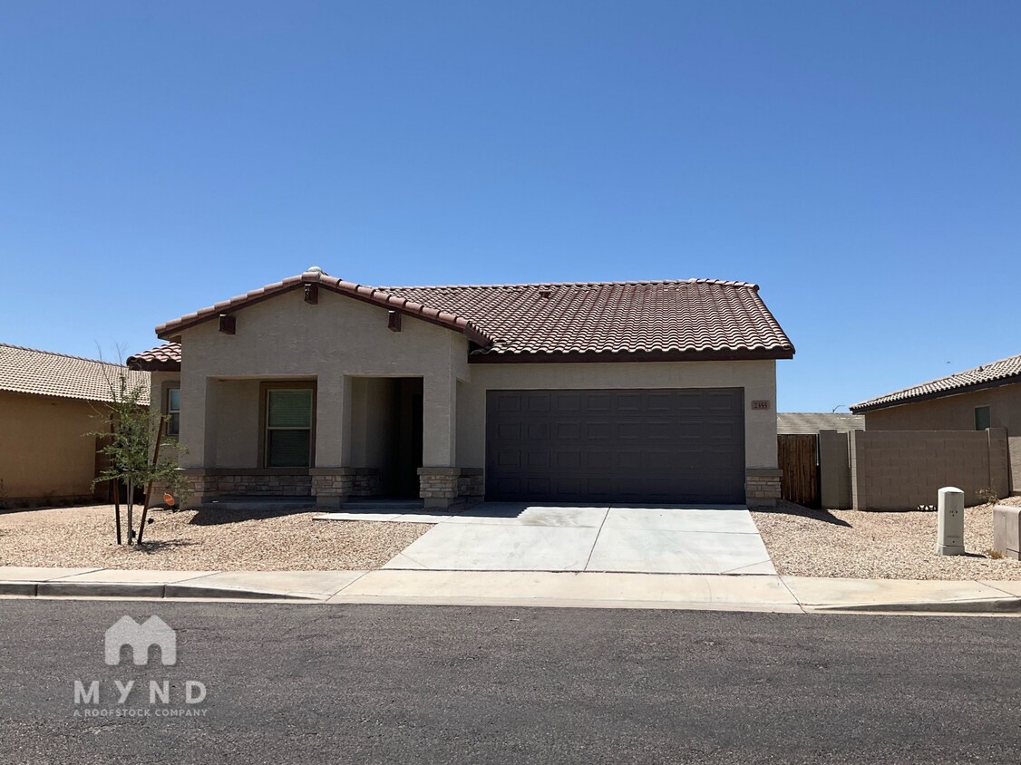 Foto principal - 2355 Oakmont Ln