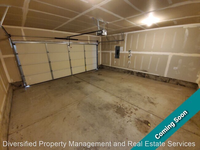 Foto del edificio - 3 br, 2 bath House - 3665 Avalon Ave NE